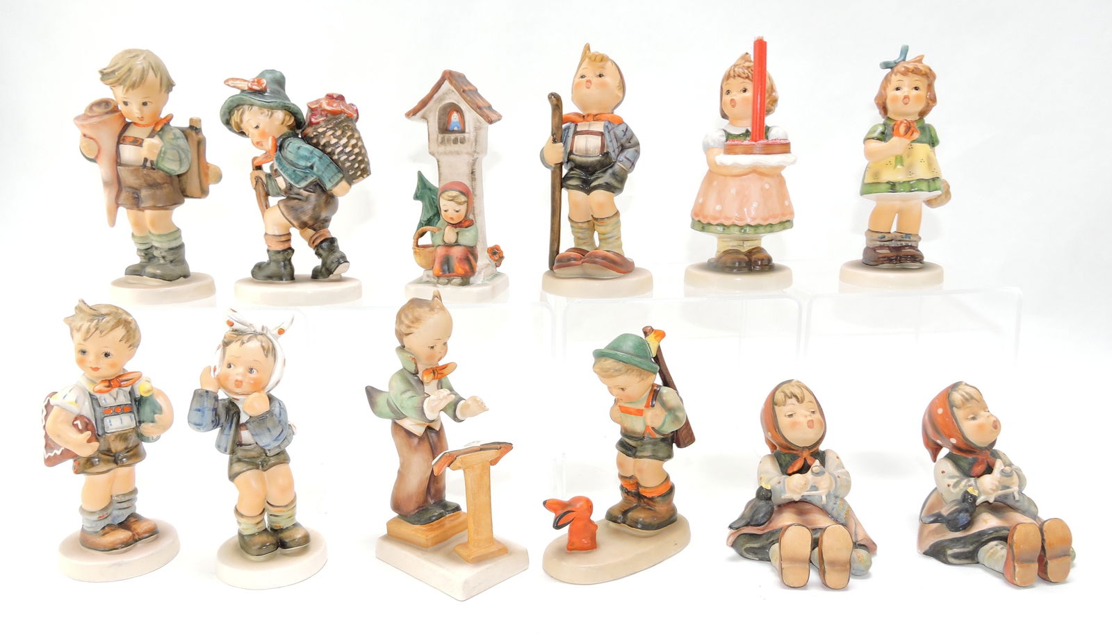 Hummel lot of 12 figures,: 4" to 5"