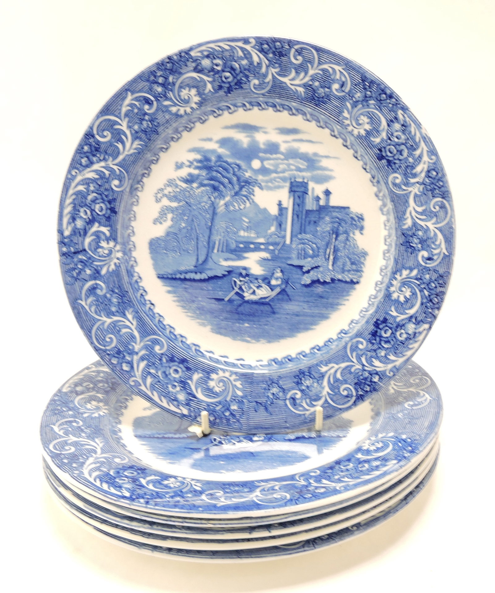 Wedgwood set of 6 - 10" blue/white: plates