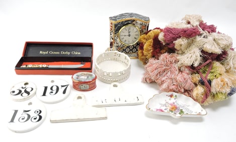 Lot of assorted items: Royal Crown