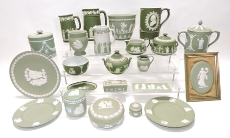 Wedgwood green Jasperware lot of