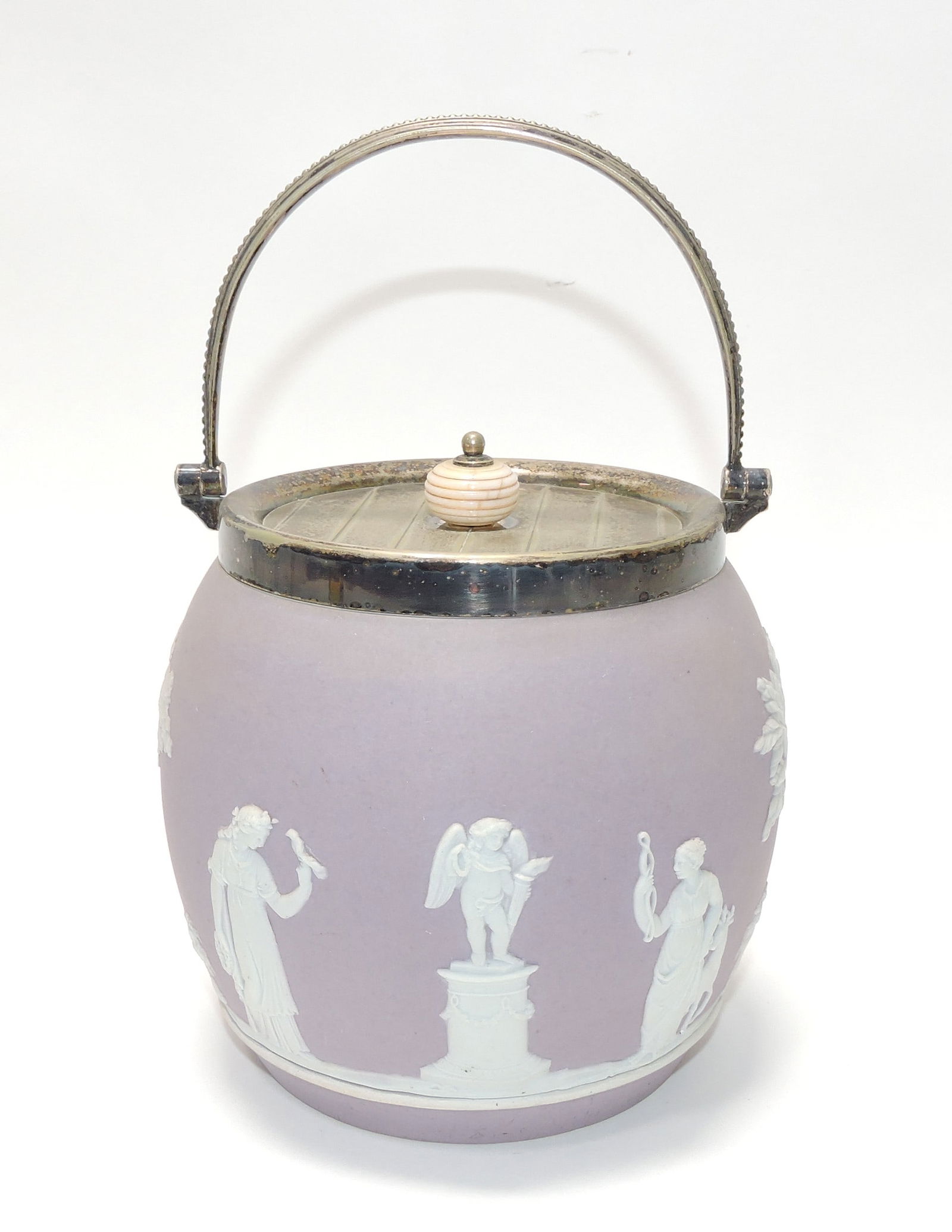 Wedgwood lilac Jasperware: biscuit jar, 5 1/2"