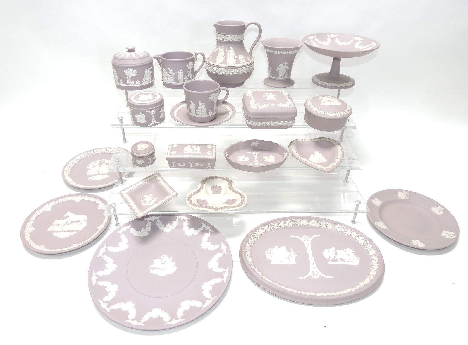 Wedgwood lilac Jasperware lot of (1 of 1)