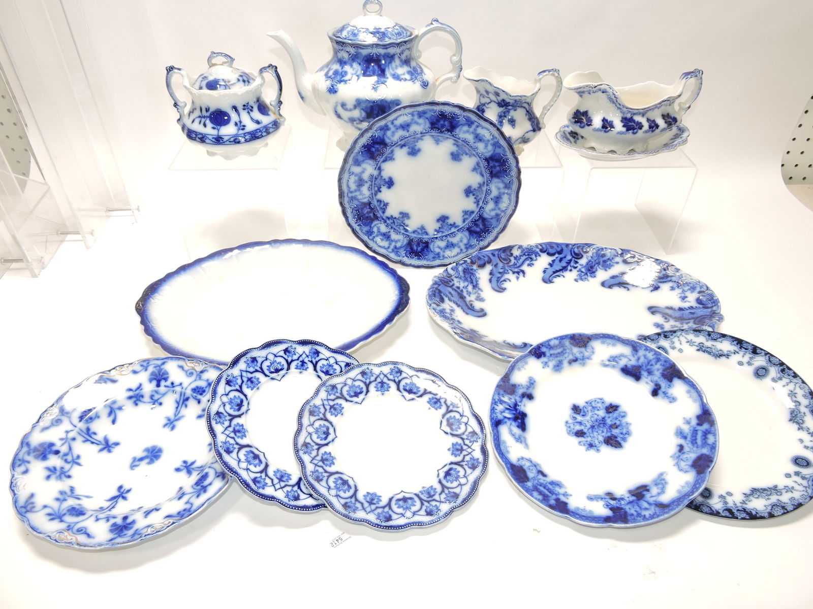 Flow Blue lot of 12 pcs, various (1 of 1)