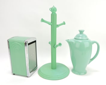 Fiesta Post 86 seamist napkin holder,