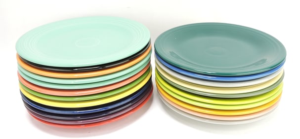 Fiesta Post 86 lot of 22 - 10 1/2" plates