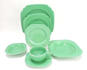 Riviera 7 pc place setting, green