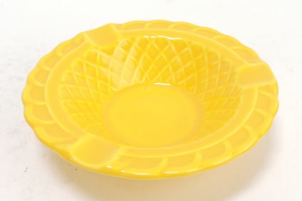 Harlequin basketweave ashtray,