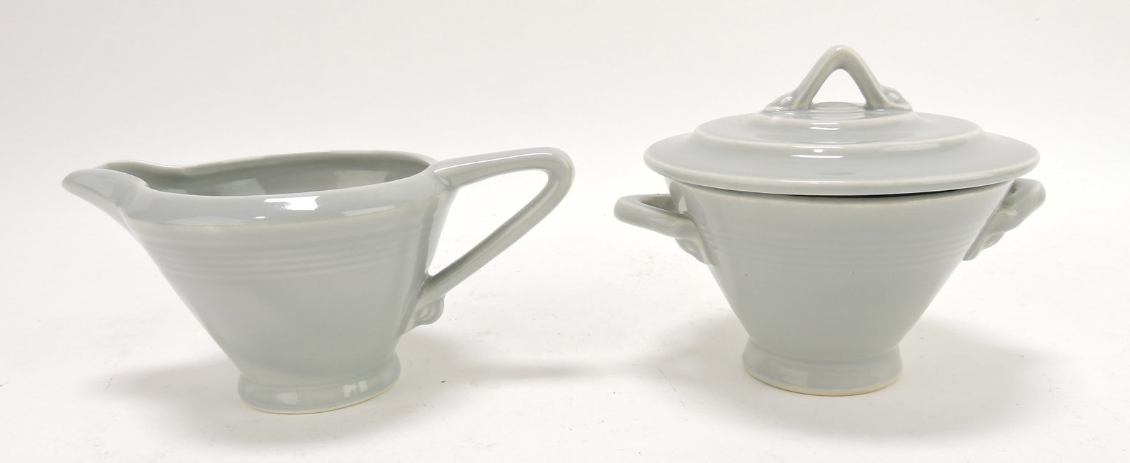 Harlequin cream & sugar,: gray