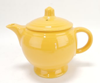 Fiesta medium teapot, yellow