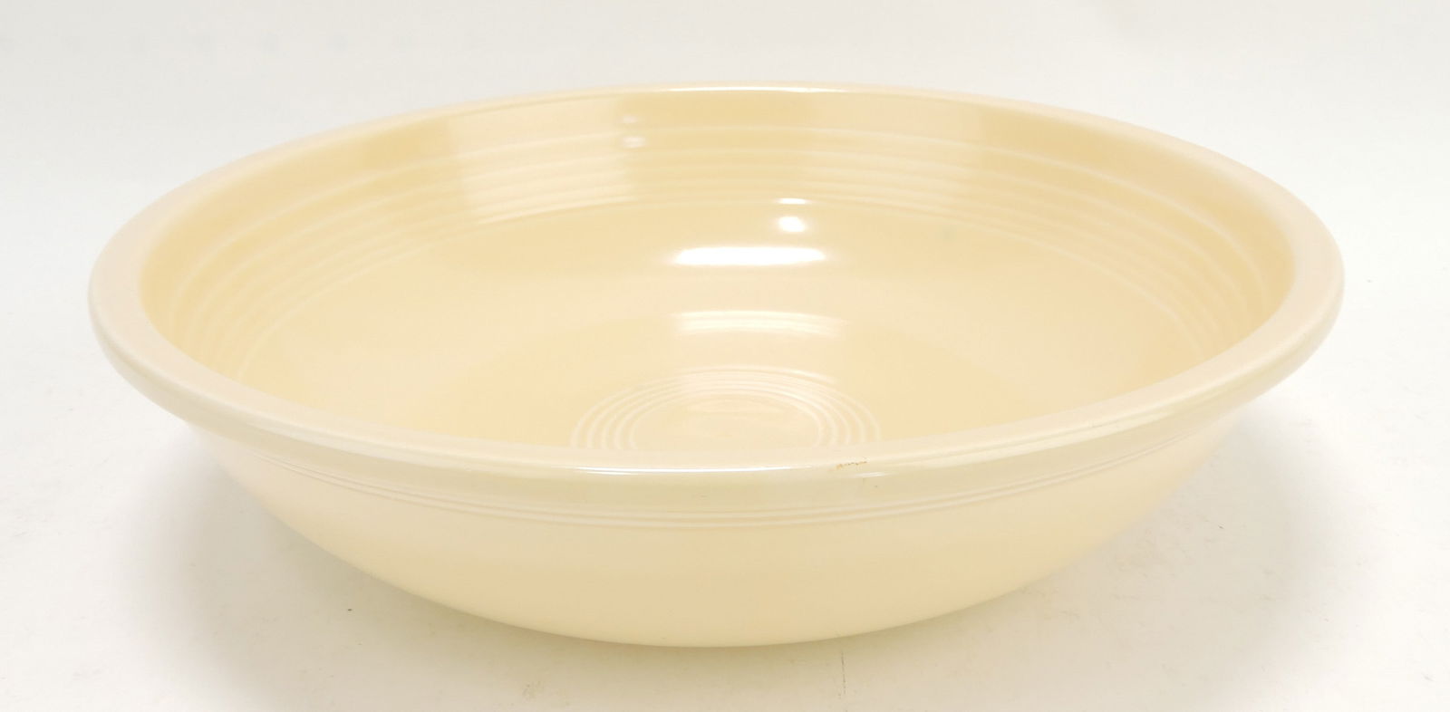 Fiesta 11 3/4" fruit bowl, ivory: .