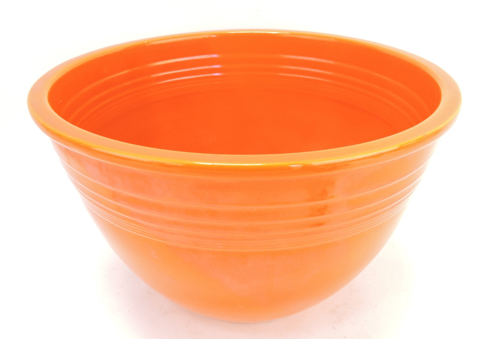 Fiesta #7 mixing bowl, red,: inside rings