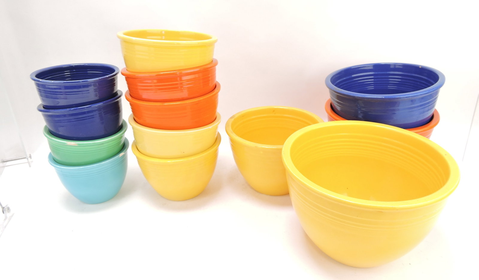 Lot of 13 mixing bowls: 4 - #1,: 5 - #2, 1 - #3, 2 - #4, 1 - #5, various condition
