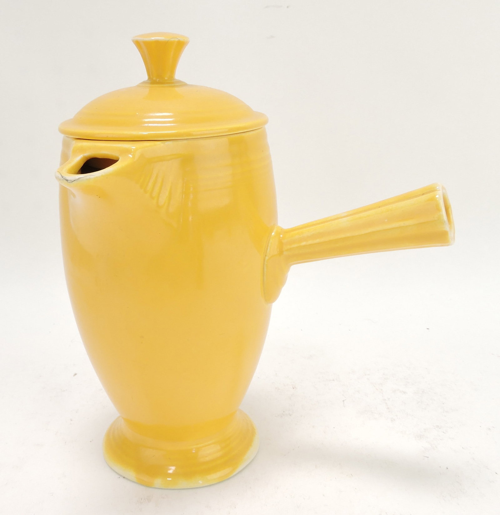 Fiesta demitasse coffee pot,: yellow, minor hairline to spout