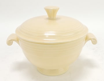 Fiesta covered onion soup, ivory