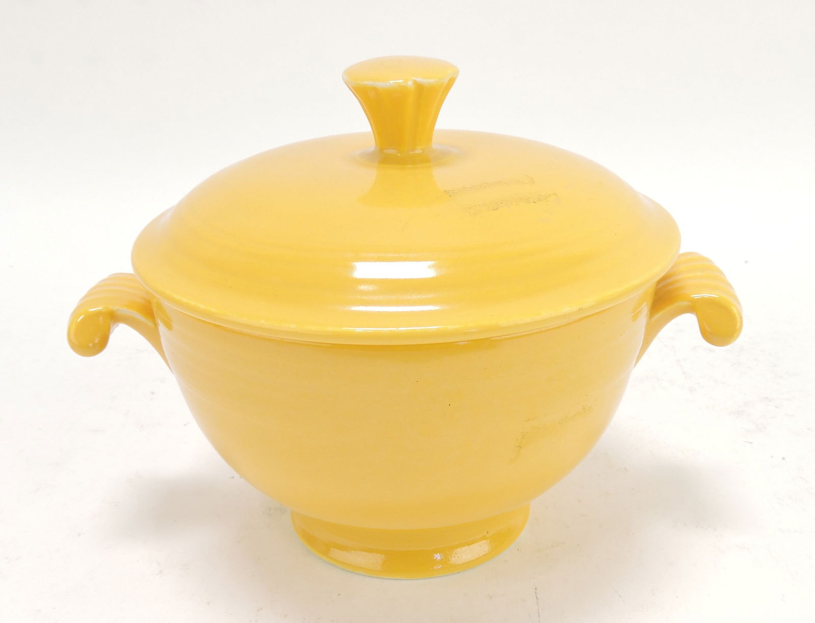 Fiesta covered onion soup, yellow (1 of 1)