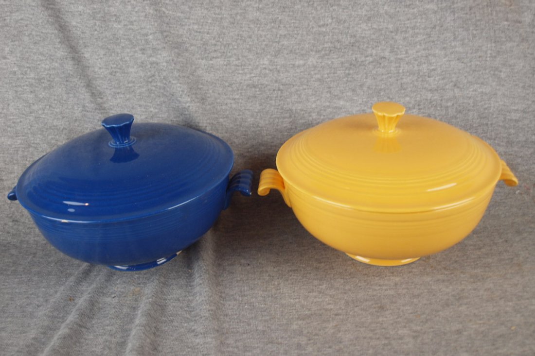 Fiesta cobalt and yellow casseroles, chips : Fiesta cobalt and yellow casseroles, chips
