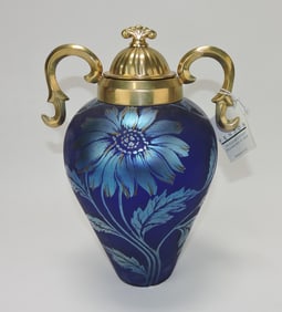 Fenton Favrene sand cut urn/vase with