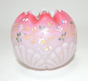 Pink cased glass shell & seaweed