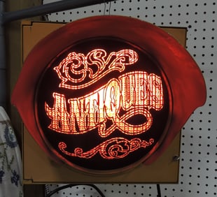 'Antiques' stop light, 14"x14"