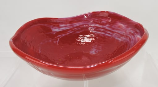 Kokomo glass red/white slag bowl,
