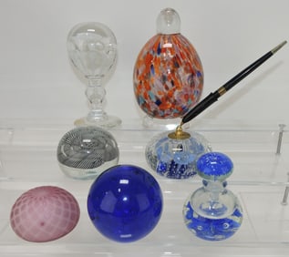 Lot of 7 paperweights