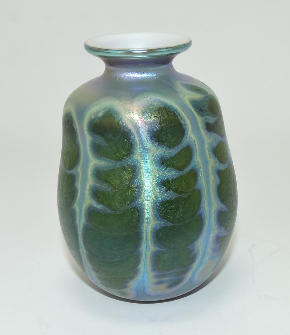 Loton art glass vase, 3 3/4", 1976 (1 of 1)