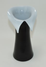 Black/white studio art glass jack in the