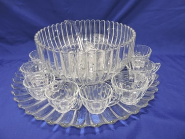 Heisy Crystolite 15 pc punch bowl set,