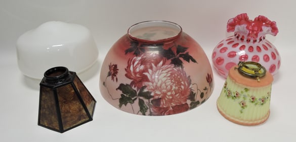 Lot of 5 lamp shades