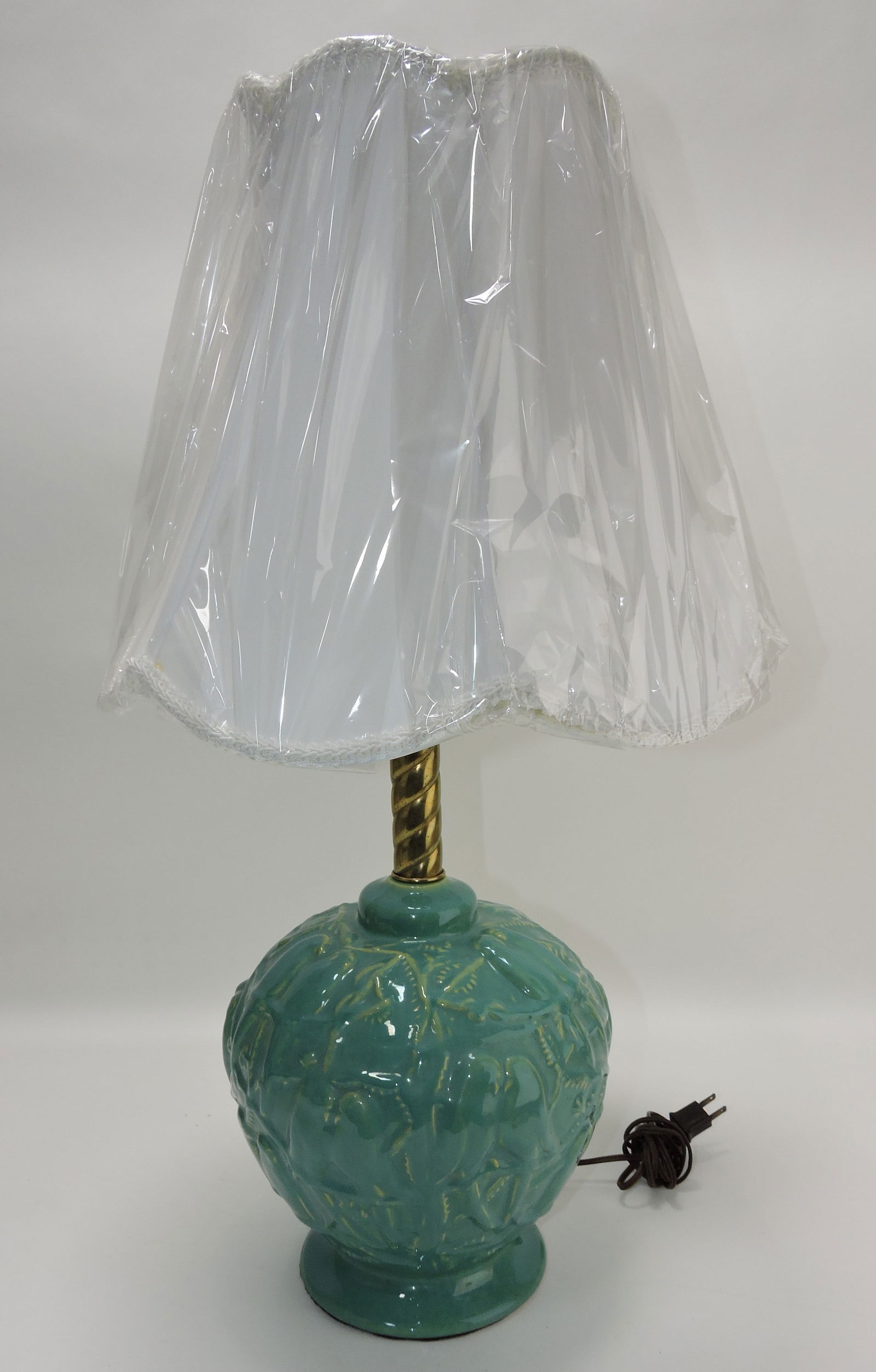 Stangl Pottery 'Lovebirds' table lamp: .