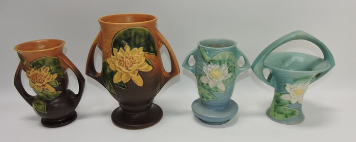 Roseville Waterlily lot of 4 pieces,