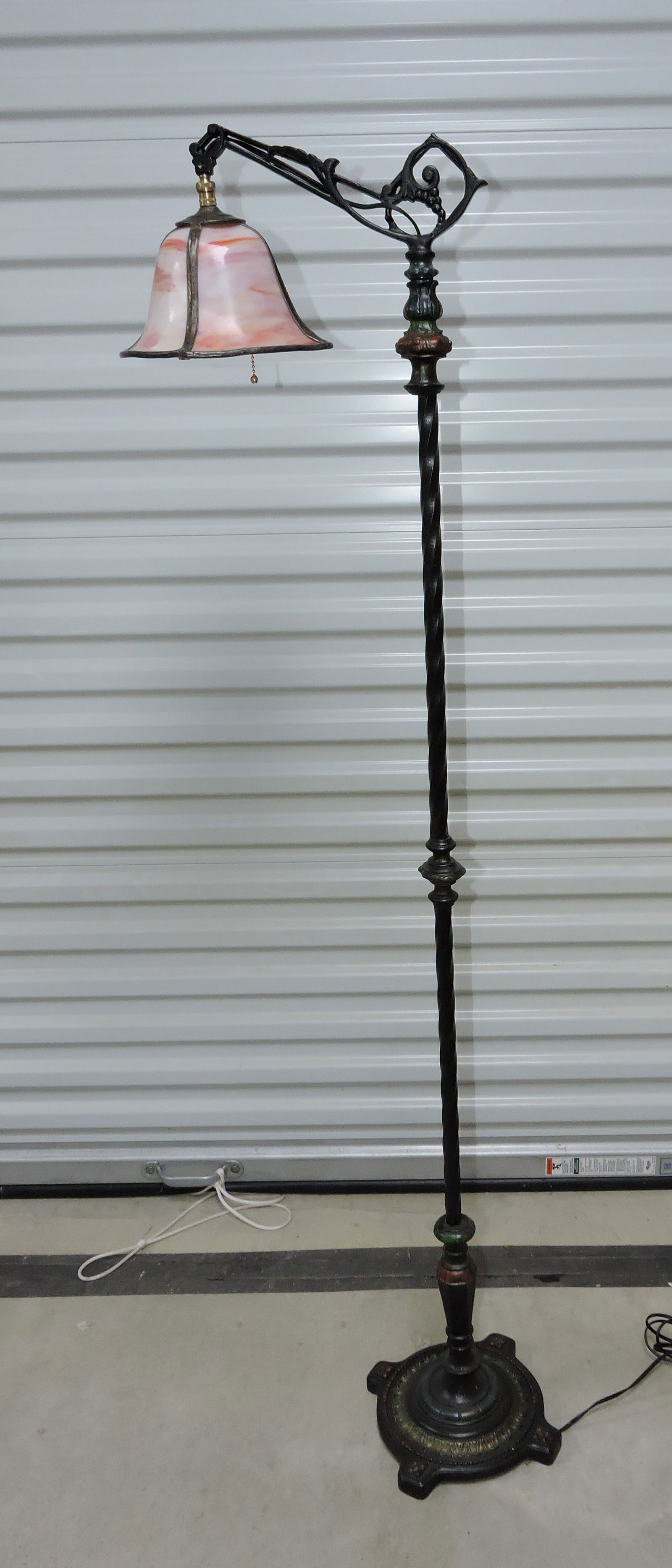 Vintage Art Deco iron bridge lamp with (1 of 3)