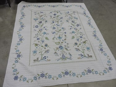 Quilt/bedspread 92"x82"