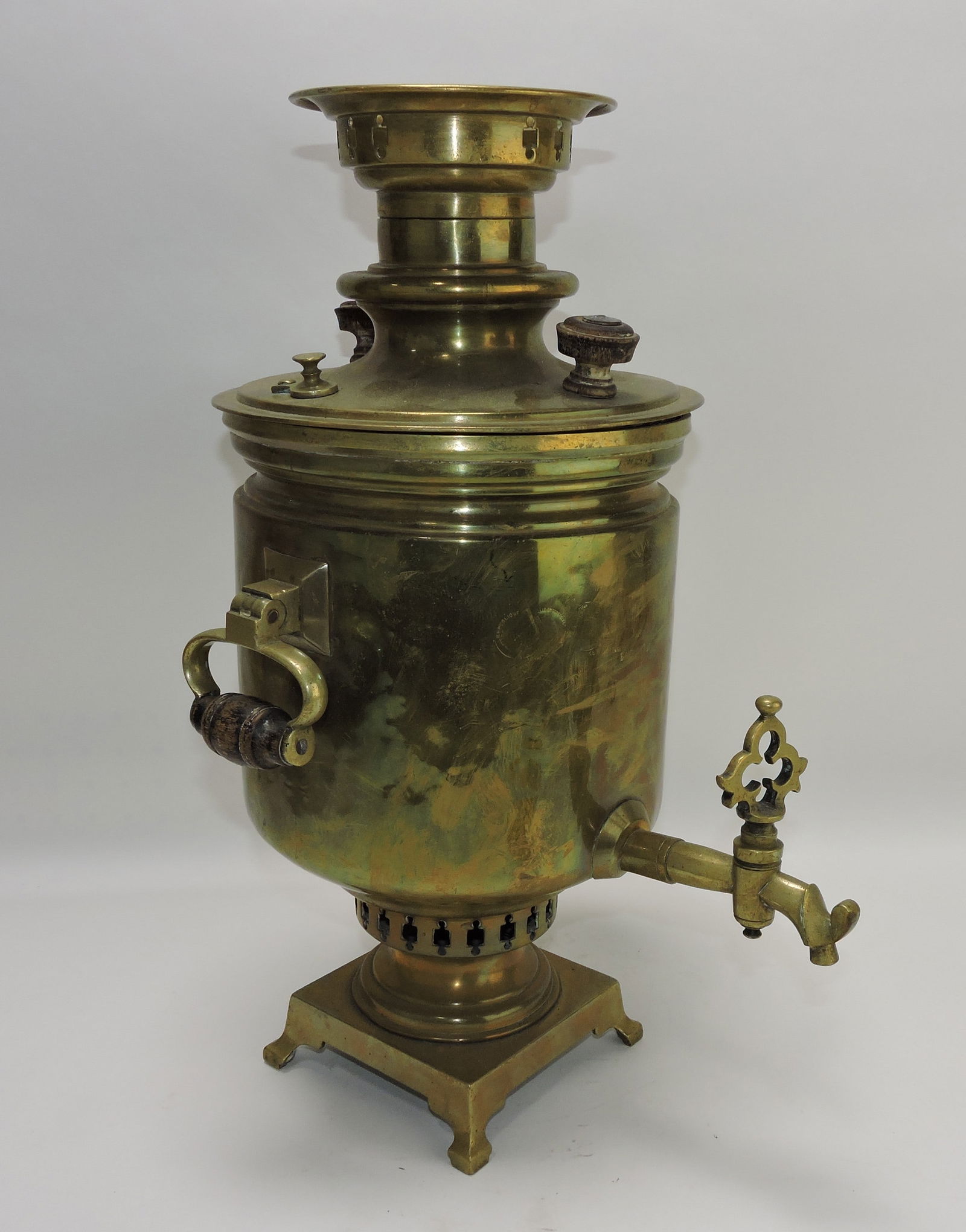 Russian brass samovar, 19": .