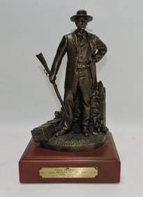 Friends of the NRA 12" sculpture of