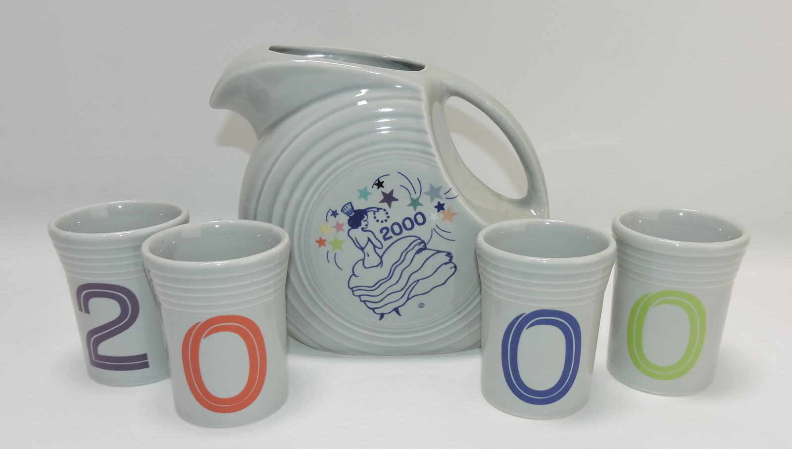 Fiesta Post 86 Millennium 5 pc beverage: set, gray