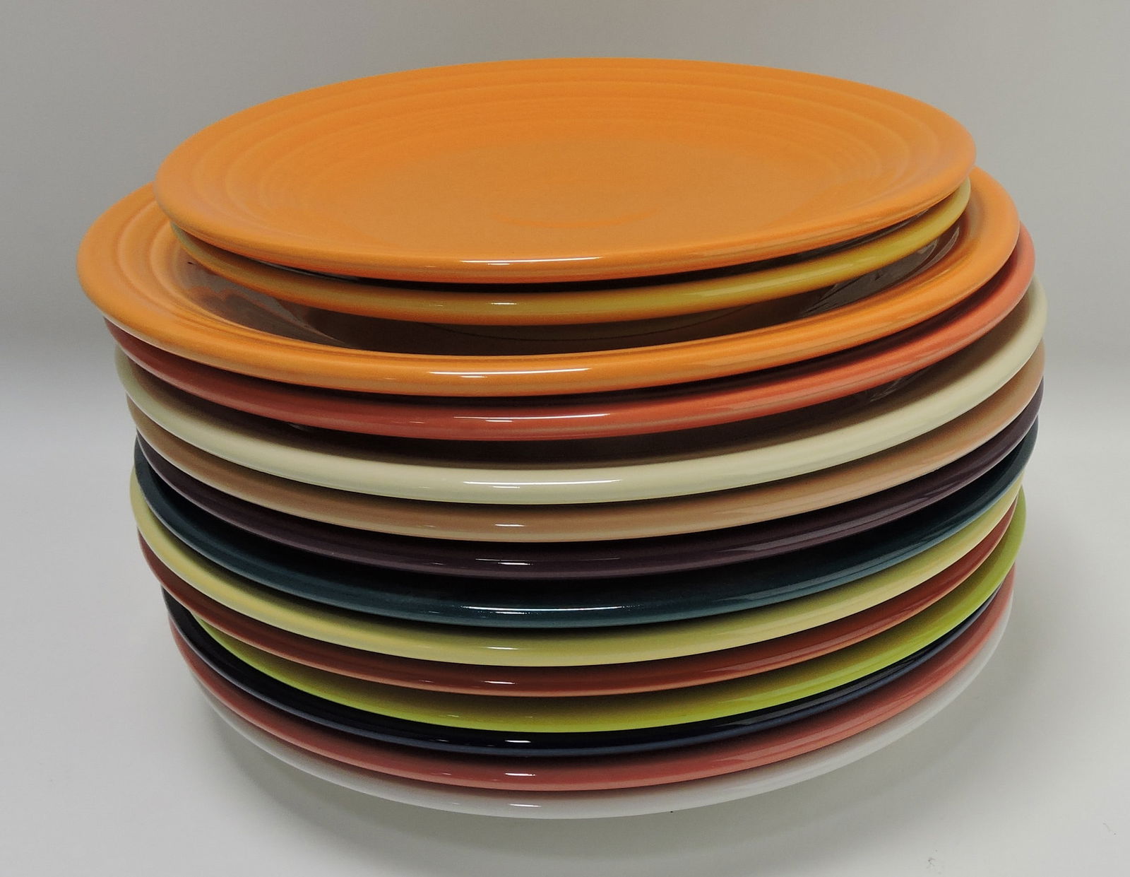 Fiesta Post 86 plate group: (1 of 1)