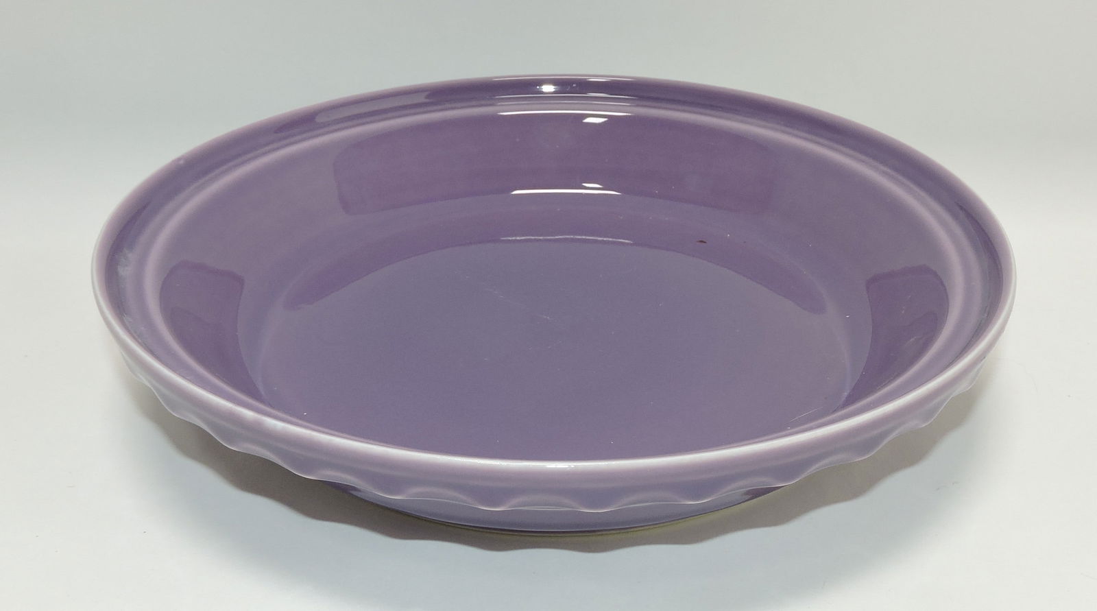 Fiesta Post 86 10" pie baker, lilac (1 of 1)