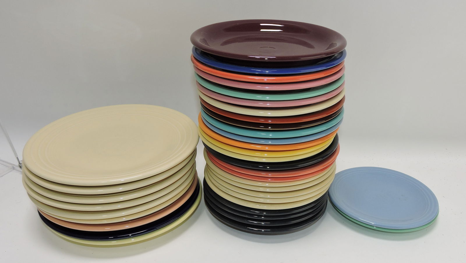 Fiesta Post 86 plate group" 9 - 9", (1 of 1)