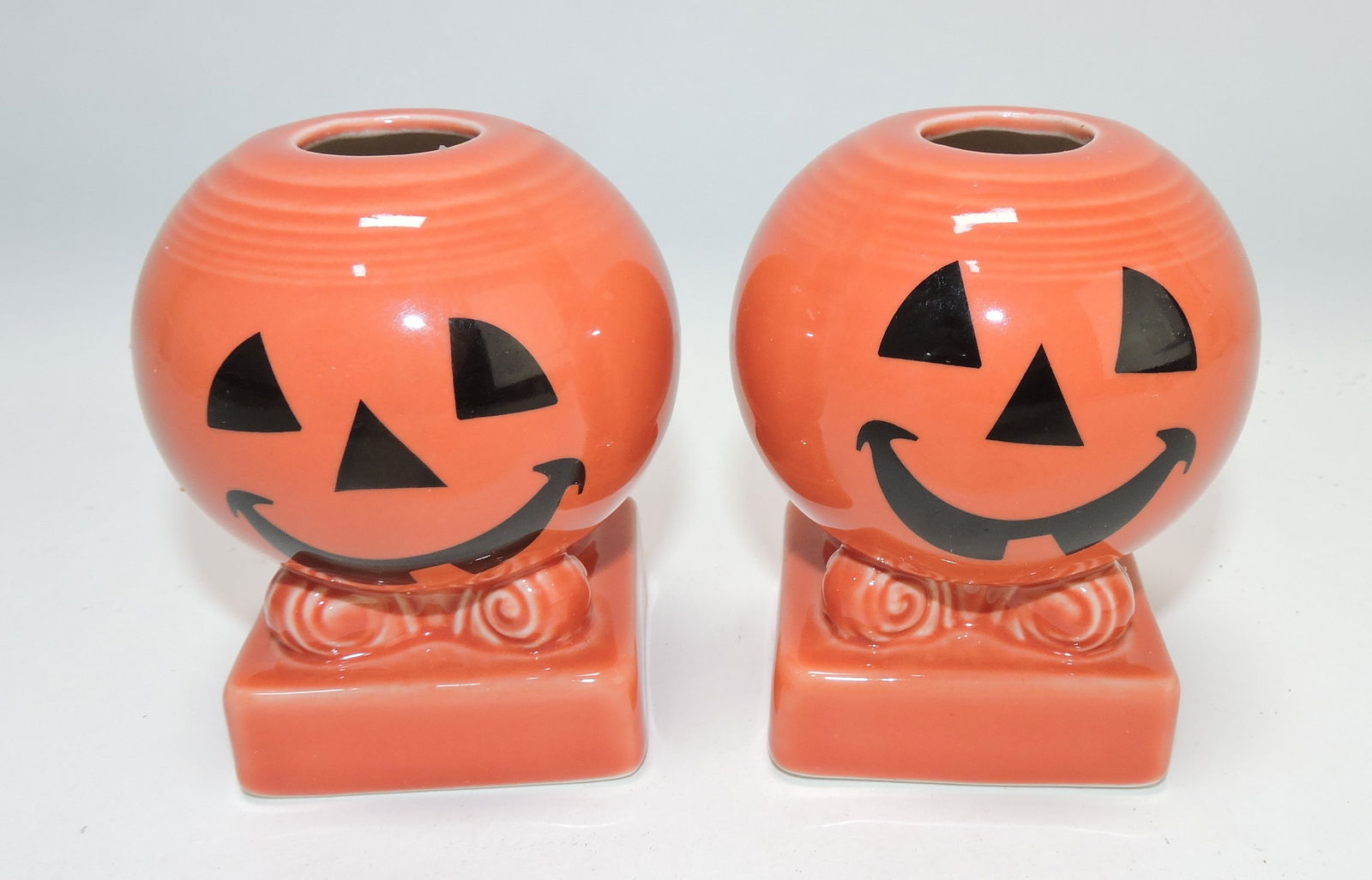 Fiesta Post 86 pair of Happy Pumpkin (1 of 1)