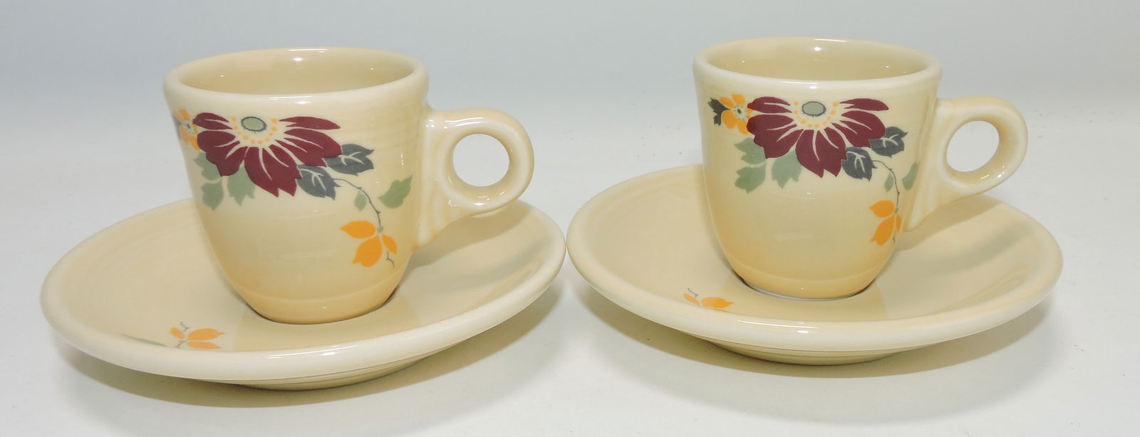 Fiesta Post 86 clematis lot of 2 AD cups: and saucers