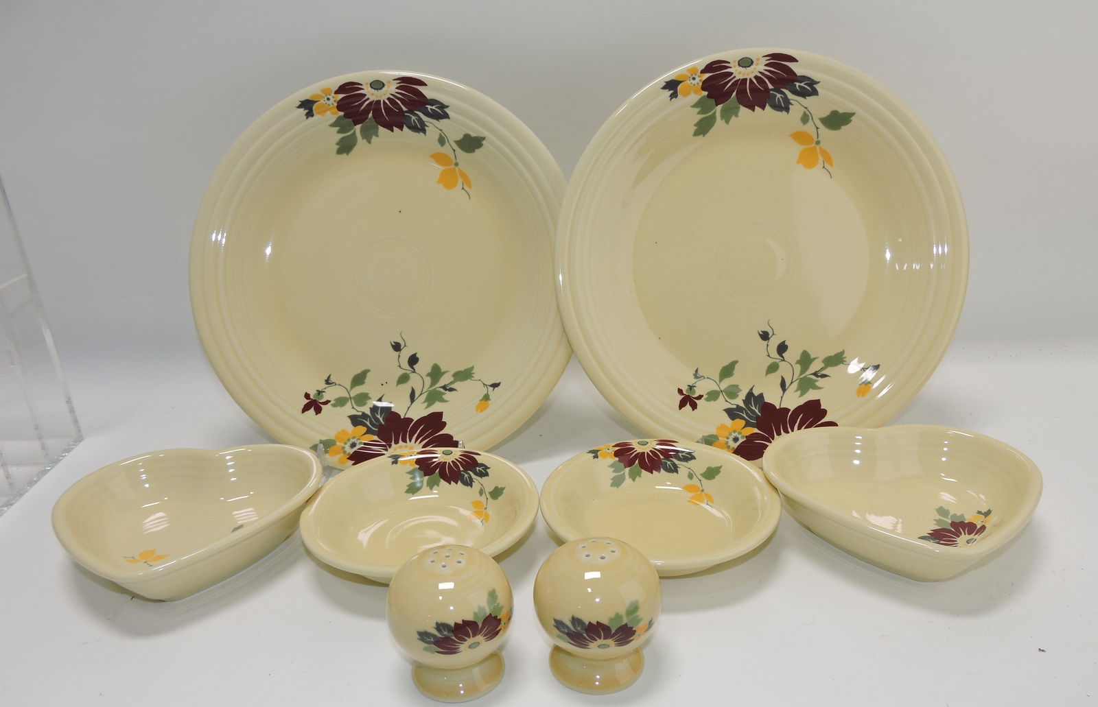 Fiesta Post 86 clematis lot of 7 pieces (1 of 1)