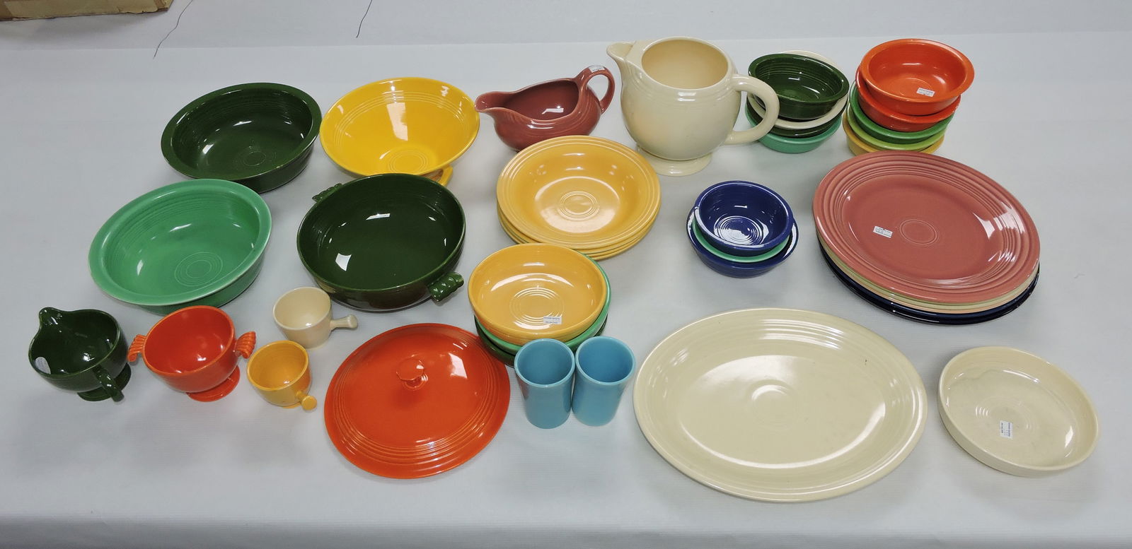 Fiesta lot of 40 pcs, various condition: .