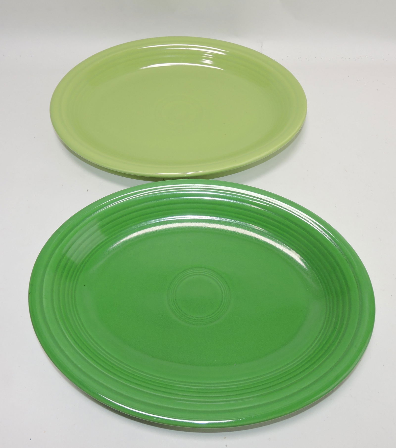 Fiesta oval platter group, medium green (1 of 1)
