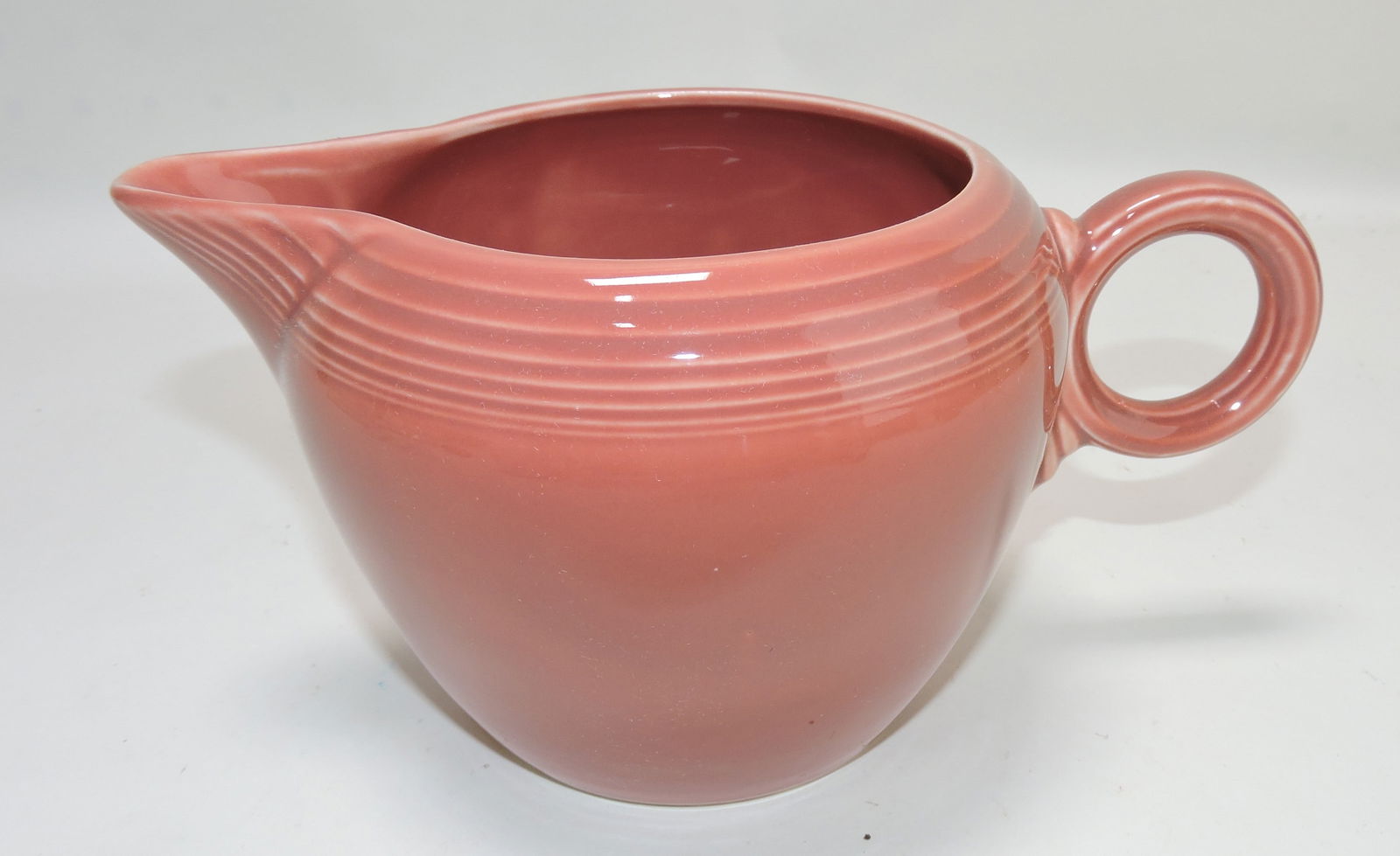 Fiesta two pint jug, rose (1 of 1)