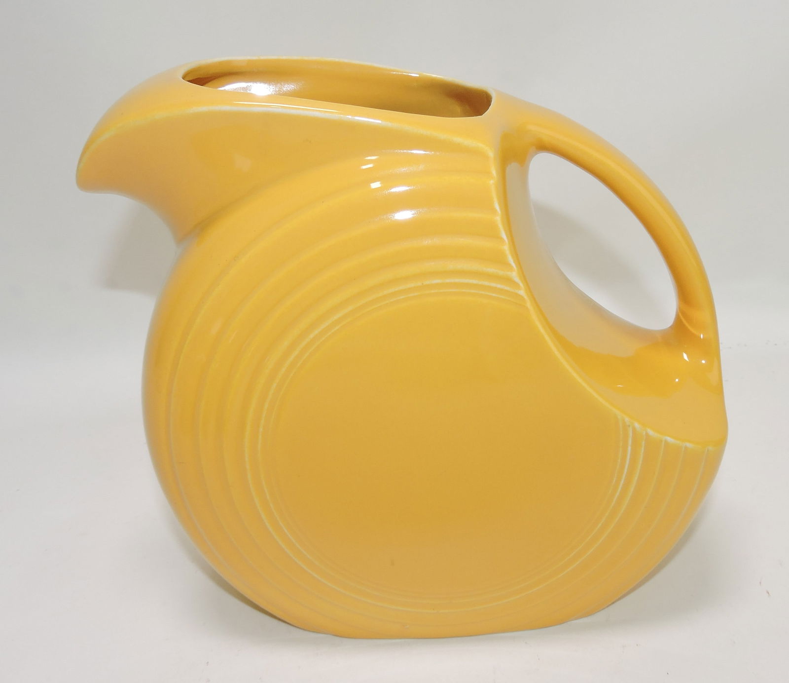 Fiesta disc water pitcher, yellow (1 of 1)