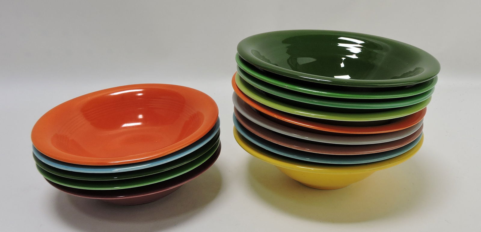 Harlequin lot of 5 fruit bowls and (1 of 1)