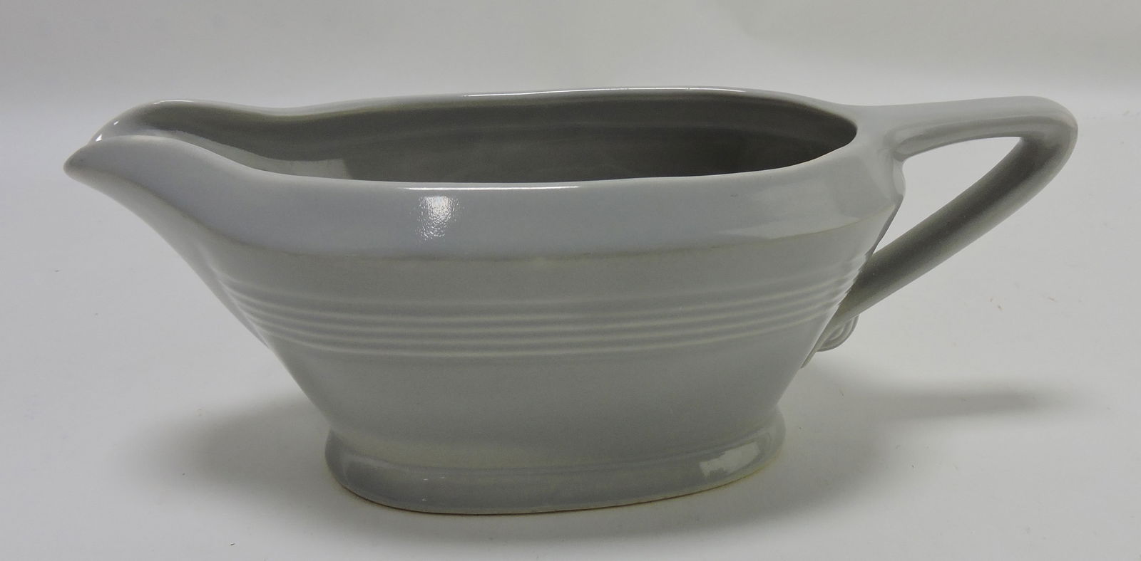 Harlequin sauce boat, gray (1 of 1)