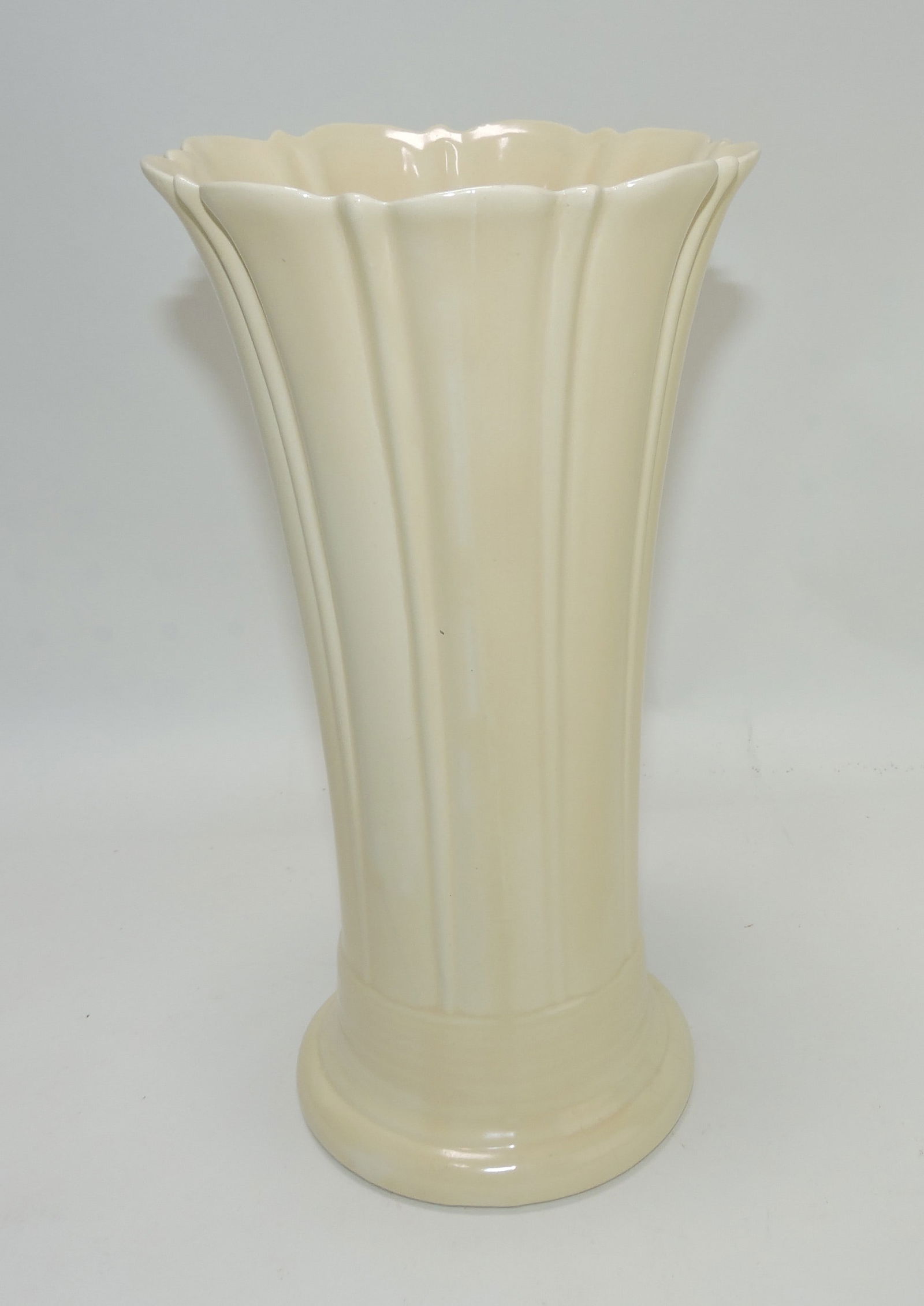 Fiesta 10" flower vase, ivory (1 of 1)