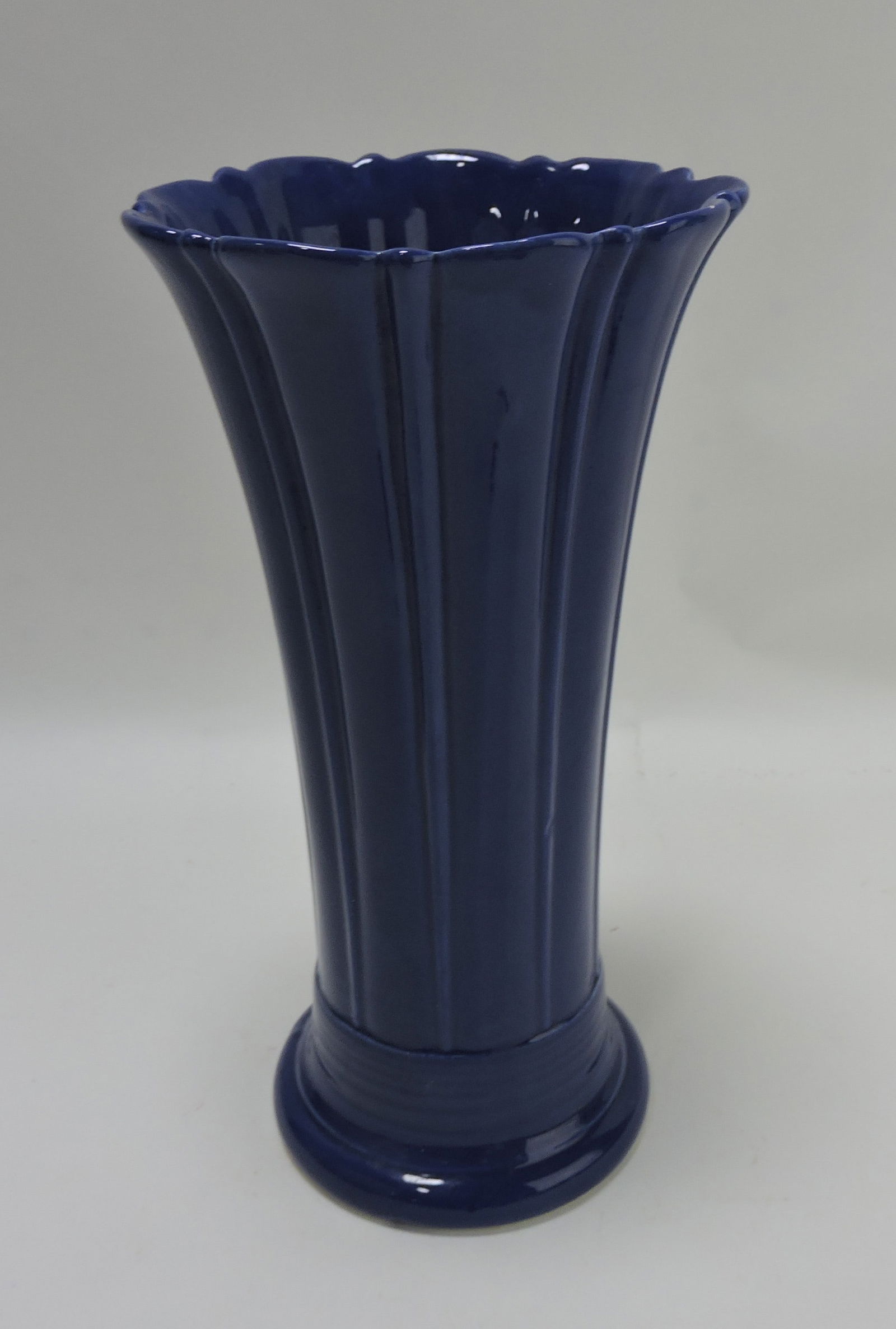 Fiesta 10" flower vase, cobalt, minor (1 of 2)